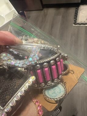 up-cycled woman jewelry